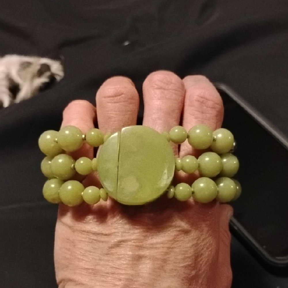 Vintage Green Lucite Bracelet